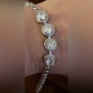 Gorgeous Silver Sparkle Bracelet with Over 4cts of AAA CZs 7-8”